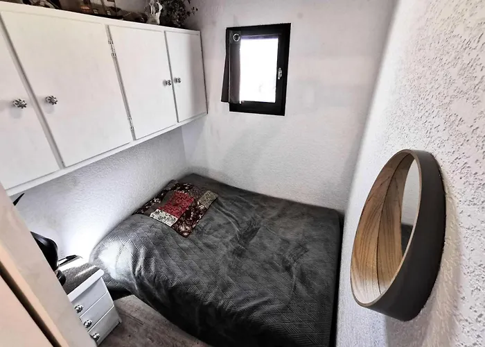 Résidence Cote D'oc - Deux Pièces Mezzanine - 4 Couchages Port Leucate. 2co_35b Mae-7041